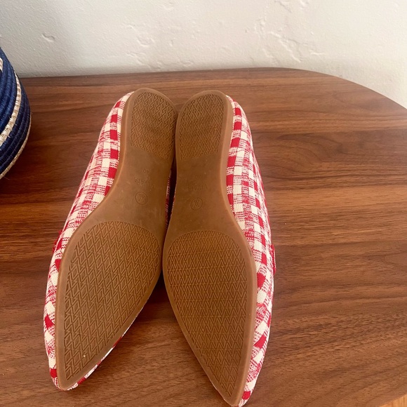 VIVAIA Amelia 2.0 Pointed-Toe Loafers – Red & White Gingham - Picture 2 of 4